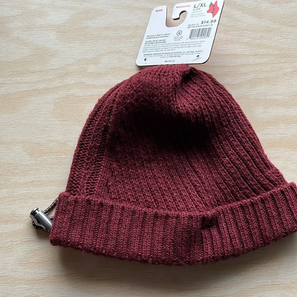 New Reddy Dog Hat Beanie size L / XL Burgundy